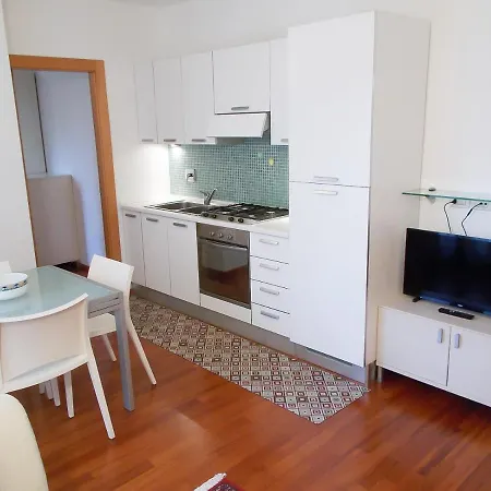Residenza San Bortolo 아파트 *